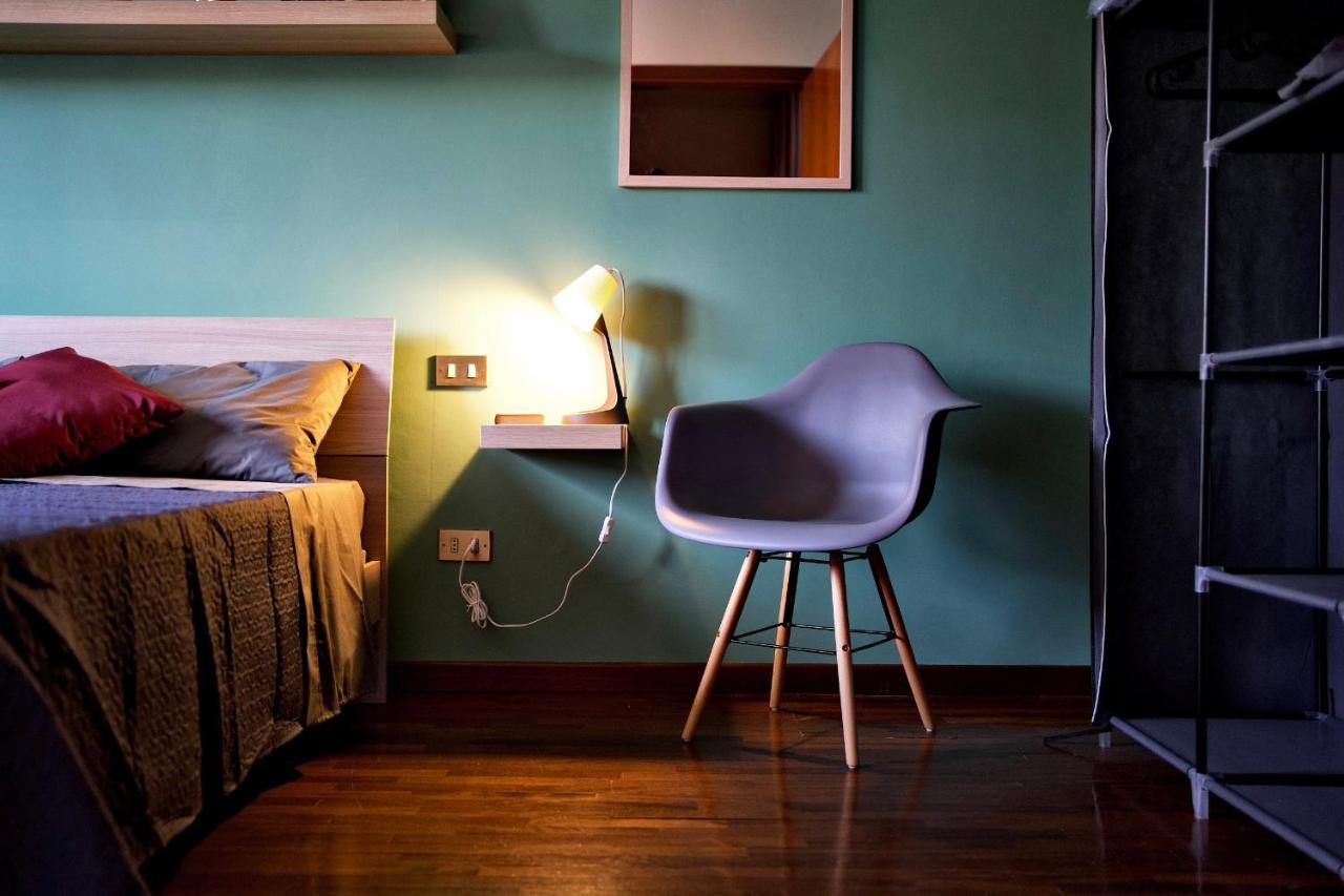 Casa Zoe Apartment Free Parking,Self Check In & Free Wi Fi Parma Exteriör bild