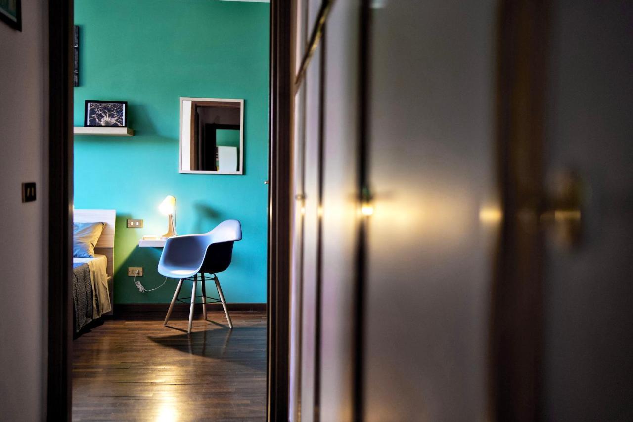 Casa Zoe Apartment Free Parking,Self Check In & Free Wi Fi Parma Exteriör bild