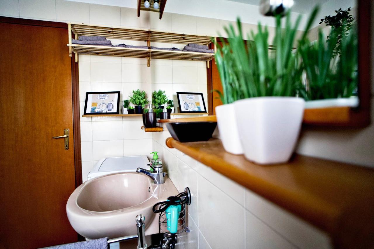 Casa Zoe Apartment Free Parking,Self Check In & Free Wi Fi Parma Exteriör bild